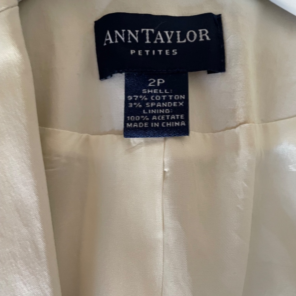 Jacket - Picture 3 of 4